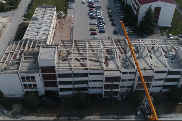 Progress on the Reconstruction and Extension of the Central Building of the Future Split Technology Park