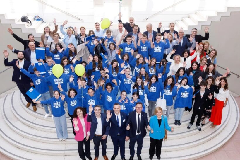 The first generation of the BizLabJunior programme for young leaders has successfully completed its training