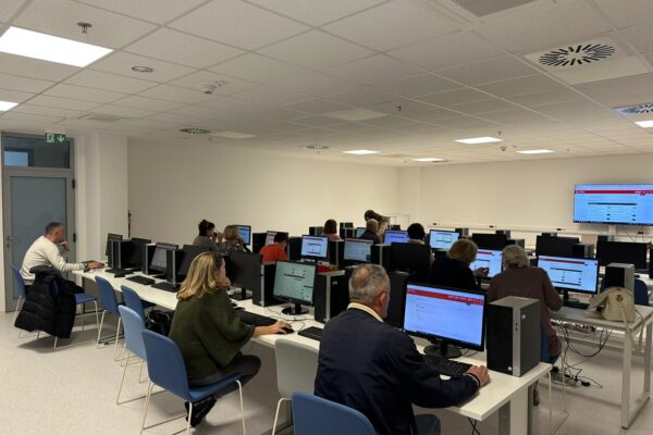 Four “e-Citizens” Workshops Held as Part of the Digital Literacy Academy
