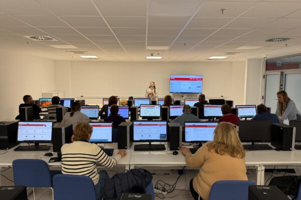 Additional “e-Citizens” Workshops Held as Part of the Digital Literacy Academy