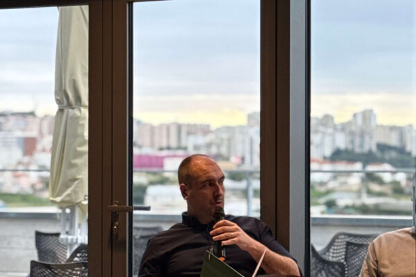 Entrepreneurship Café Held on “The New Workforce in the Age of AI”