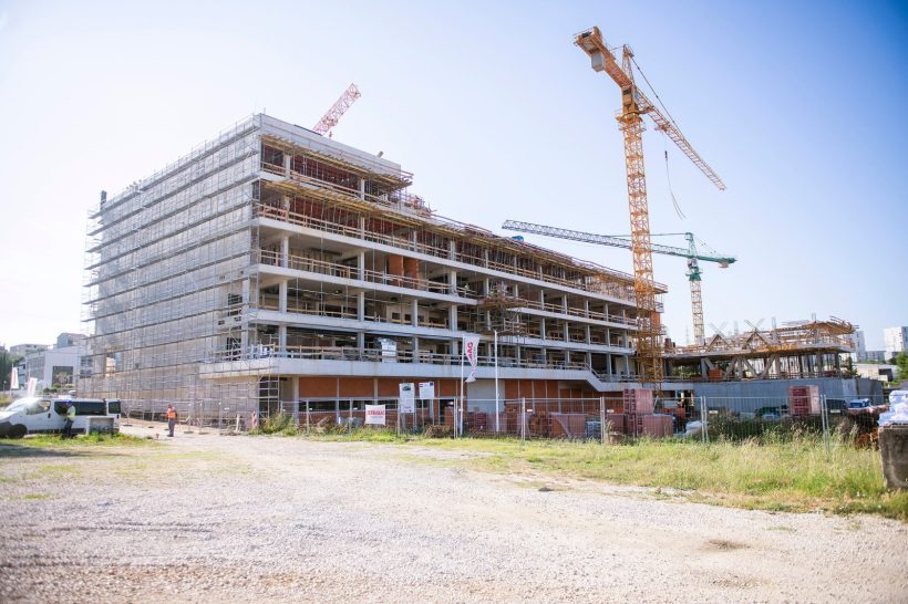 S gradilišta na Dračevcu: radovi na centralnoj zgradi budućeg Tehnološkog parka teku po planu