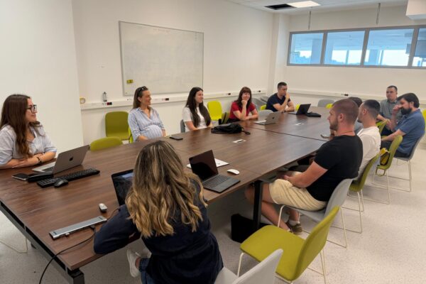 Innovate Meetup događanja za podršku startup idejama i poduzetnicima